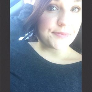 Meet your Posher, Candice